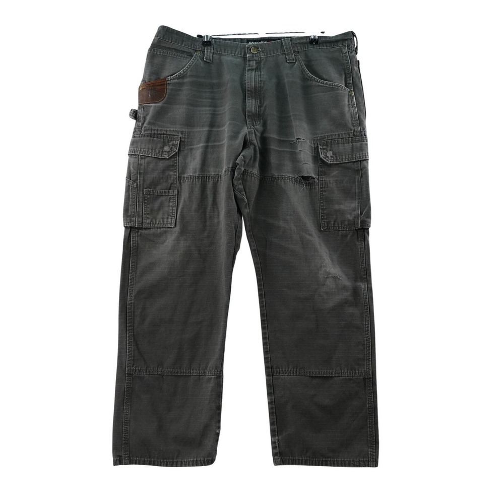 Wrangler Riggs Workwear Men's‎ Cargo Pants Size 40x30 Olive Green Distressed